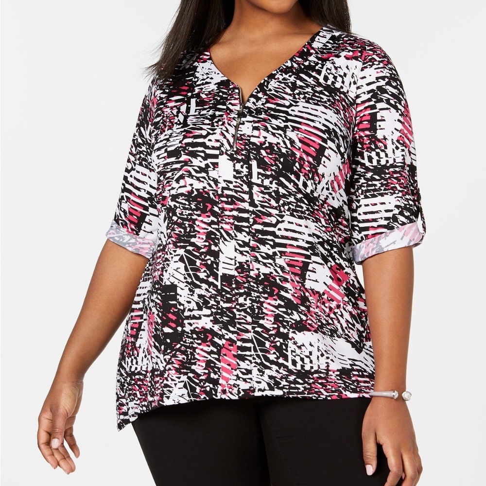 Plus Size Printed Zip-Front Top In Pink BlackWhite